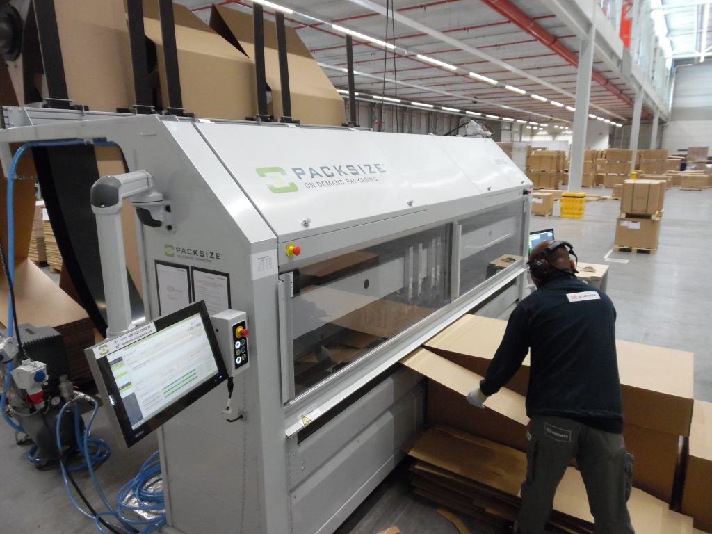 Packsize EM7 packaging solution at DB Schenker. 
